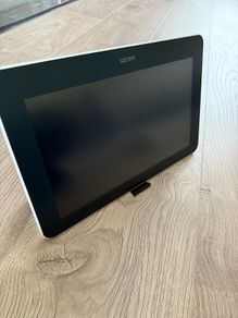 Wacom One 13 touch pen display