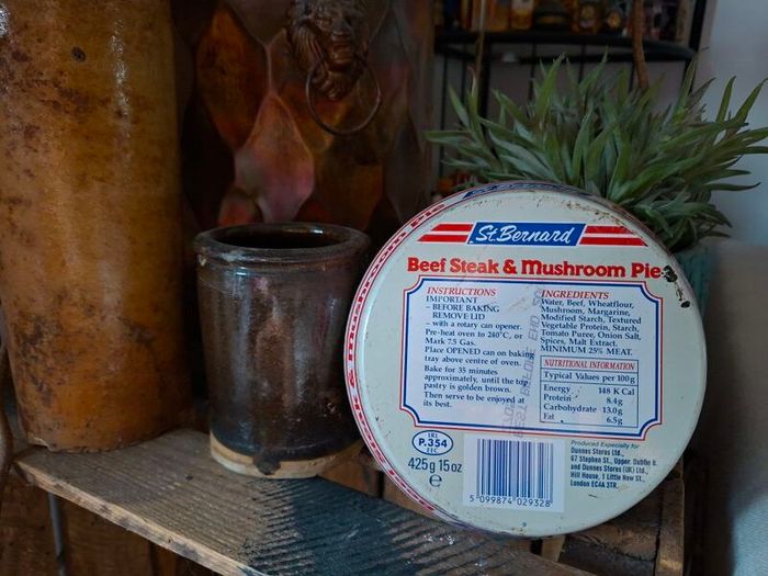 Vintage tin