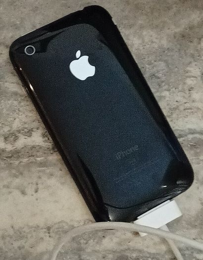 Vintage I-Phone 3G