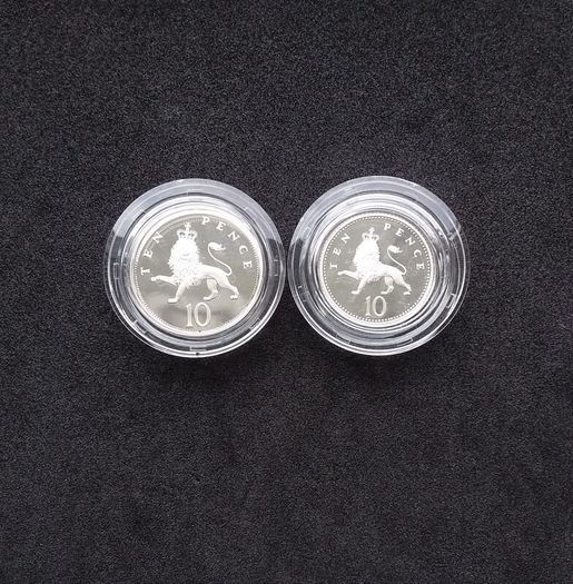 1992 Royal Mint Silver Proof 10p Two-Coin Set ( Complete with COA and Box )