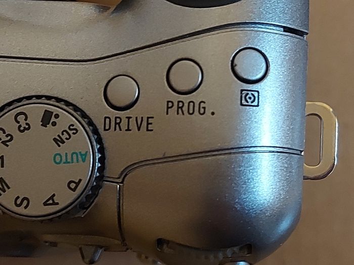Schneider-KREUZNACH, Variogon 35mm-430mm(Equivalent) AF 12 x Optical Zoom Digital Camera, unsure of the Model, Possibly Kodak Easyshare, no Battery or Memory Card, so cannot test, Excellent cosmetic condition