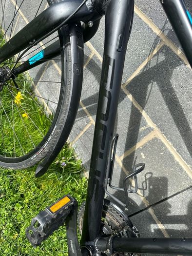 Focus Ariba Men's hybrid style mountain bike