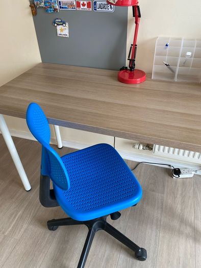 Kids desk set
