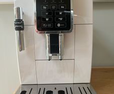 DeLonghi Dinamica Coffee Machine