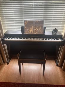 Yamaha YDP 140