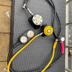 scuba diving regulator set