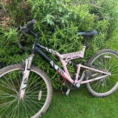Ladies Comanche bicycle for sale