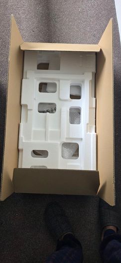 Samsung ViewFinity S9 27inch 5K Monitor (Like New, Boxed, all accessories included)