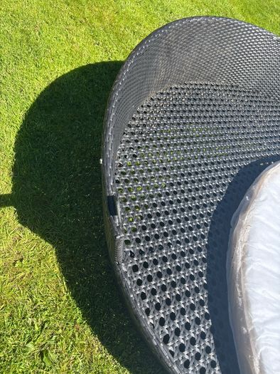 Free Outdoor Daybed