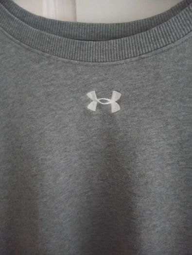 Grey under armour crew neck XL