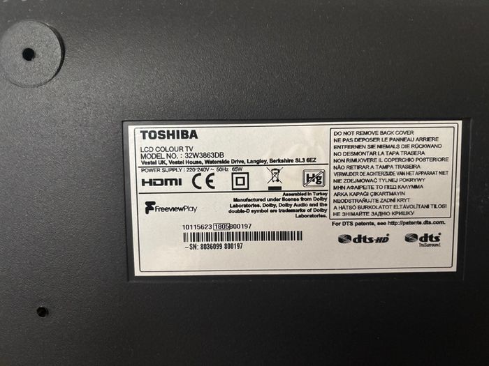 Toshiba 32" Smart TV (32W3863DB) + Remote