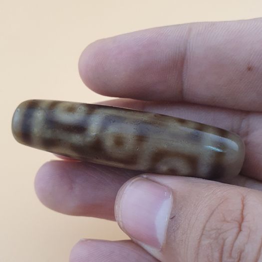 Vintage 9 Eyes Himalayan Tibetan Agate Dzi Bead Amulet