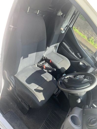 Nissan ENV200 2019