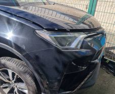 toyota RAV4 2017 breaking