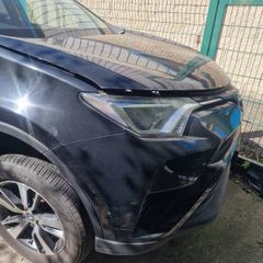 toyota RAV4 2017 breaking