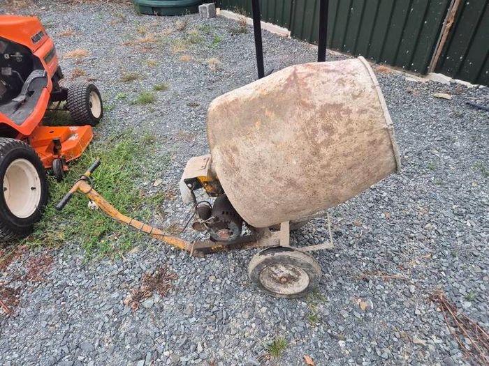 cement mixer