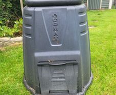 220L compost bin