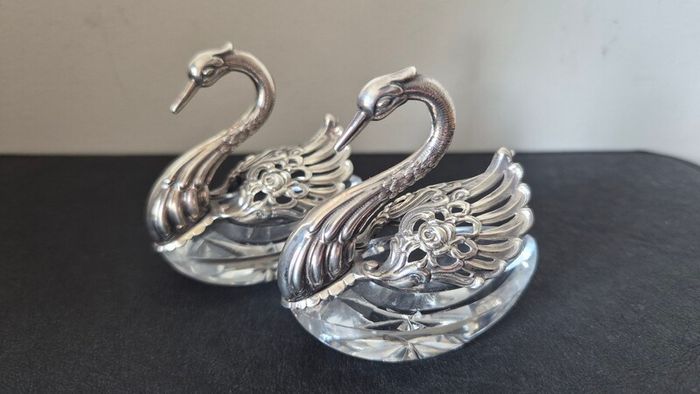 Rare vintage swan-shaped salt cellars crafted from 925 silver and cut crystal
