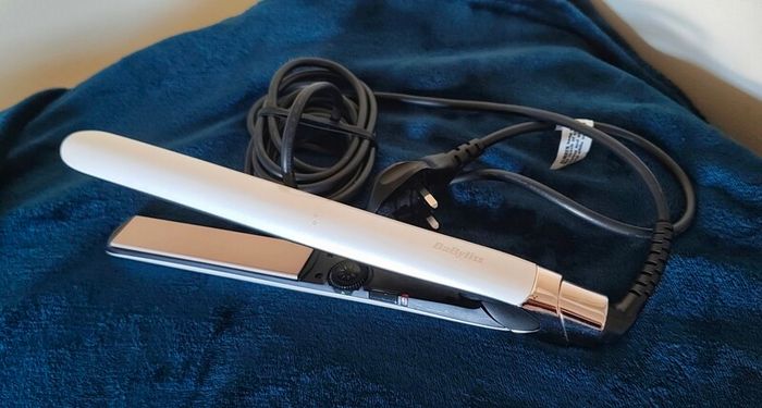 BaByliss Hair Straightener