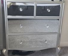 mirrored chest of drawers