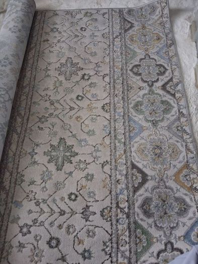 Polyester rug 120cm x 170cm