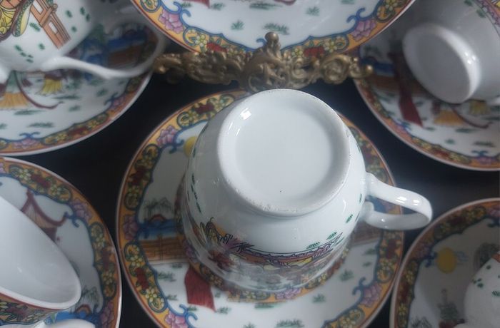 Vintage Set of Five Oriental Style Cups and Saucers Featuring Girls in Traditional Chinese Costume, A Modern Take on the Antique Chinese and Japanese Wares