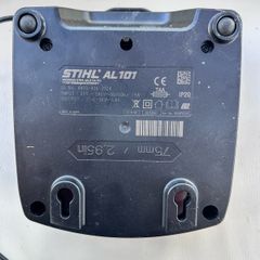 Stihl AL101 Battery charger