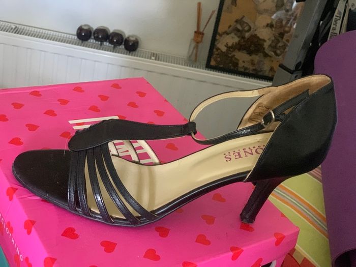 8 Pairs of Heels - size 9