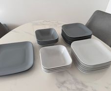 Abney & Croft Square Dinnerware Set (18 Pieces)