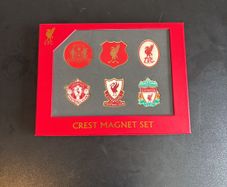Liverpool FC crest magnet set