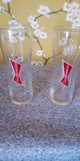 pint glasses