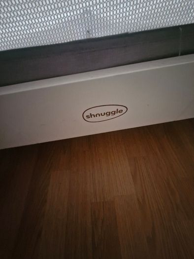 Shnuggle air cot