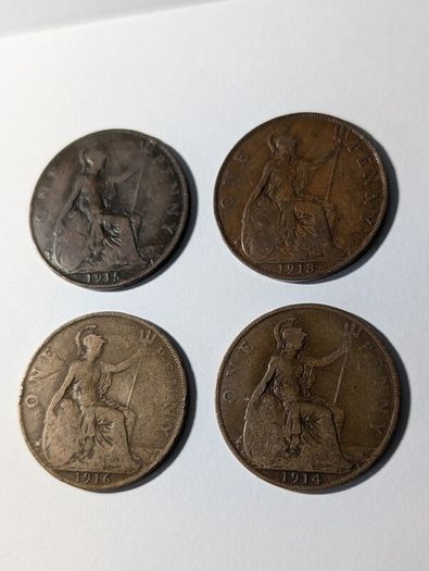4 x UK old Pennies