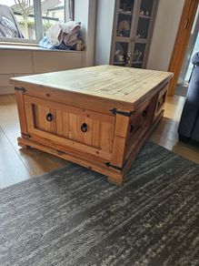 Coffee, living room table, make an offer.