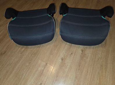 2 x Miniuno booster seats