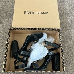 River Island Heels Size 6 New In Box