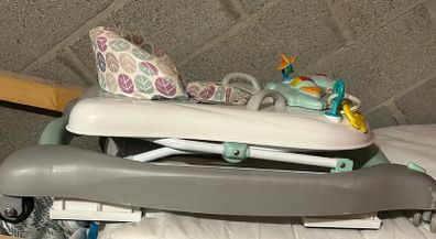 baby walker