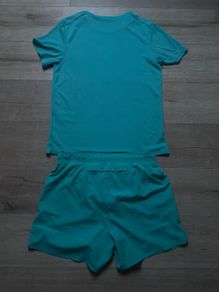 Nike top