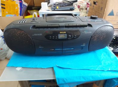 Philips AZ8349 Boombox Stereo Radio Twin Tape Decks CD Player Ghetto Blaster, in very good condition