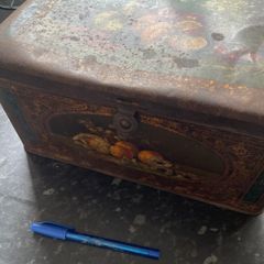Vintage sweet tin