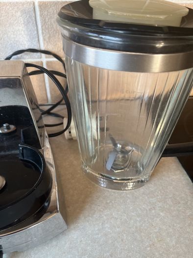 Vintage 1960's General Electric Glass jug blender