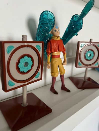 avatar figure air bender toy vintage