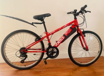 Bike: Apollo Vortice Junior Hybrid Bike - 24" Wheels