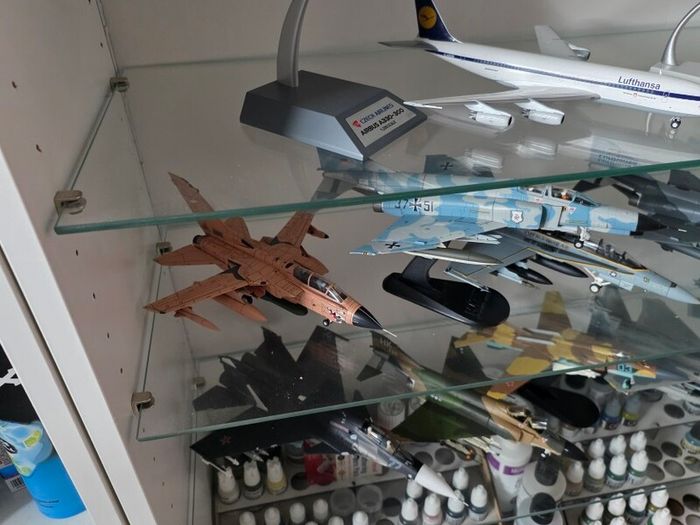 Hobby Master Diecast - MIG-23 Flogger