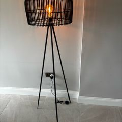 Tripod Floor Lamp, Stylish & Ambient Lighting
