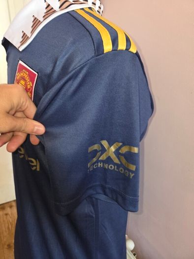 Manchester United Jersey - Large size