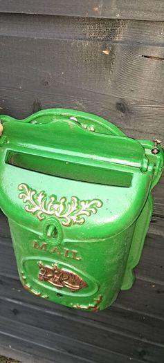 cast iron post box