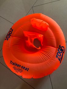 Swim trainer seat