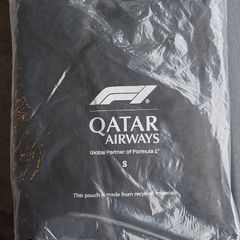 Qatar Airlines Business Class Pajamas (M and S) & Slippers