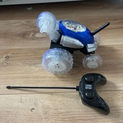 Remote control car